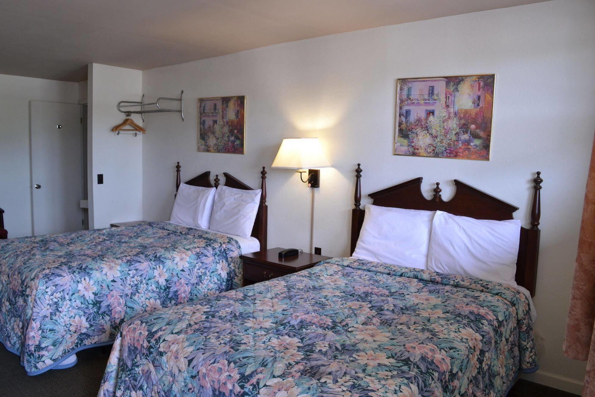 Budget Inn Christiansburg Exteriör bild