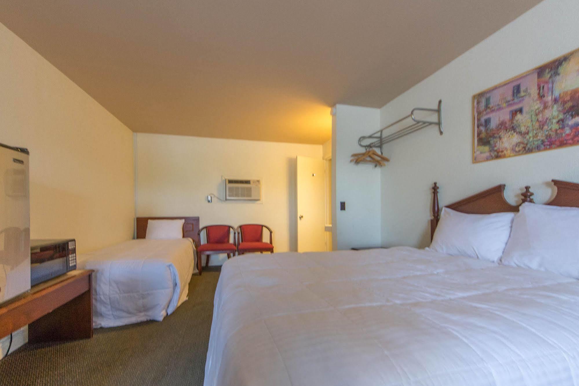 Budget Inn Christiansburg Exteriör bild